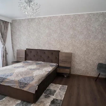 Garsoniera Lux Drumul Taberei דירה