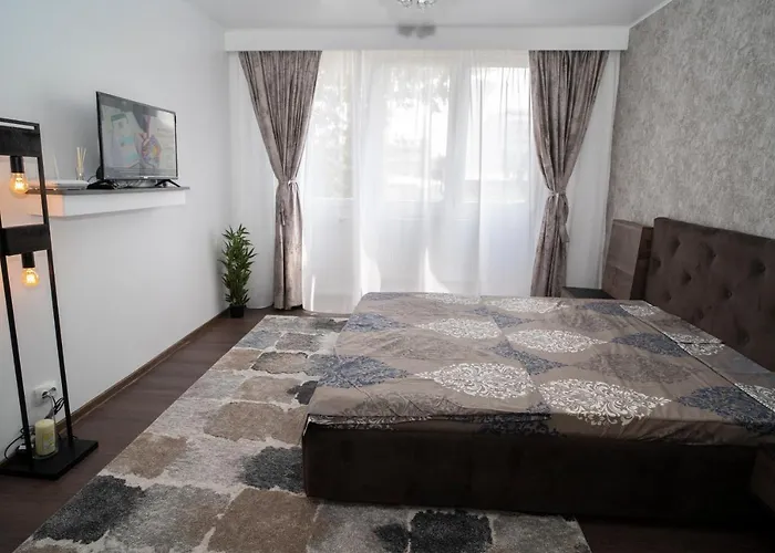 Garsoniera Lux Drumul Taberei * Бухарест